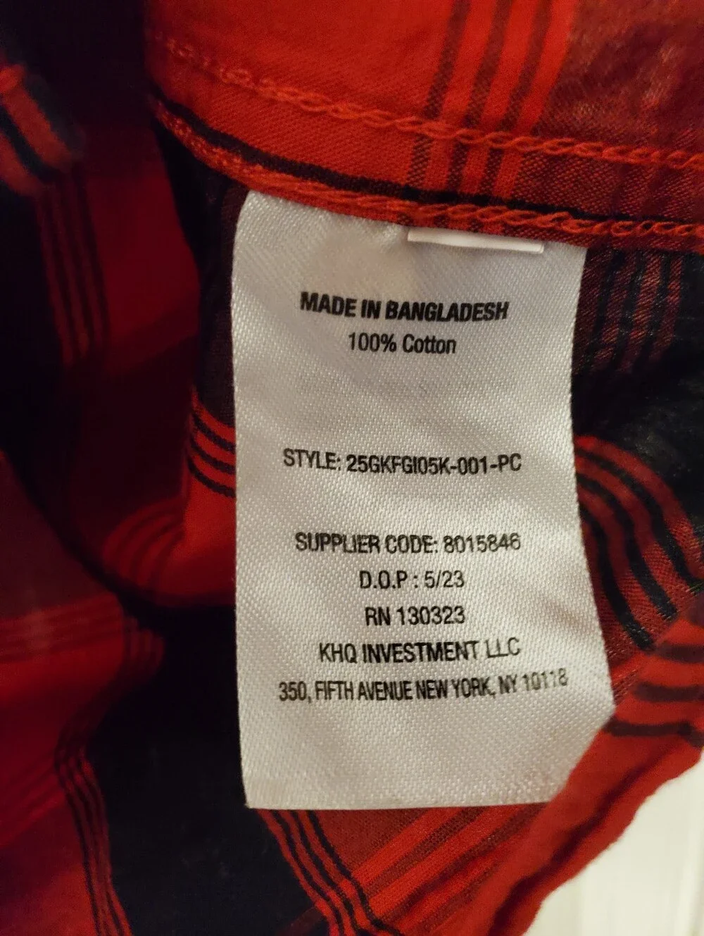 GAP Kids Red and Black Plaid Men's Button-Down Shirt 10/12